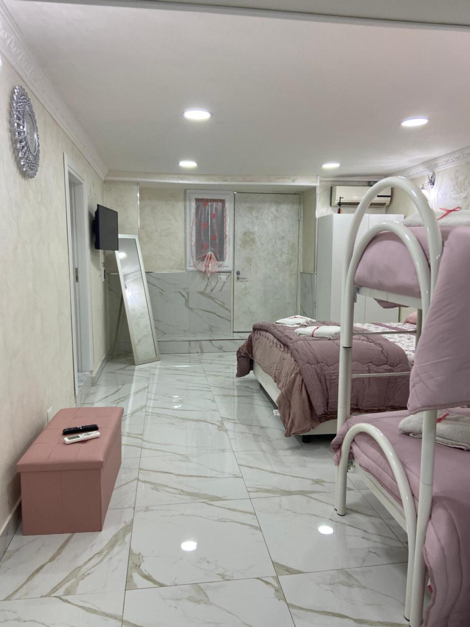شقة Blessing House نابولي المظهر الخارجي الصورة